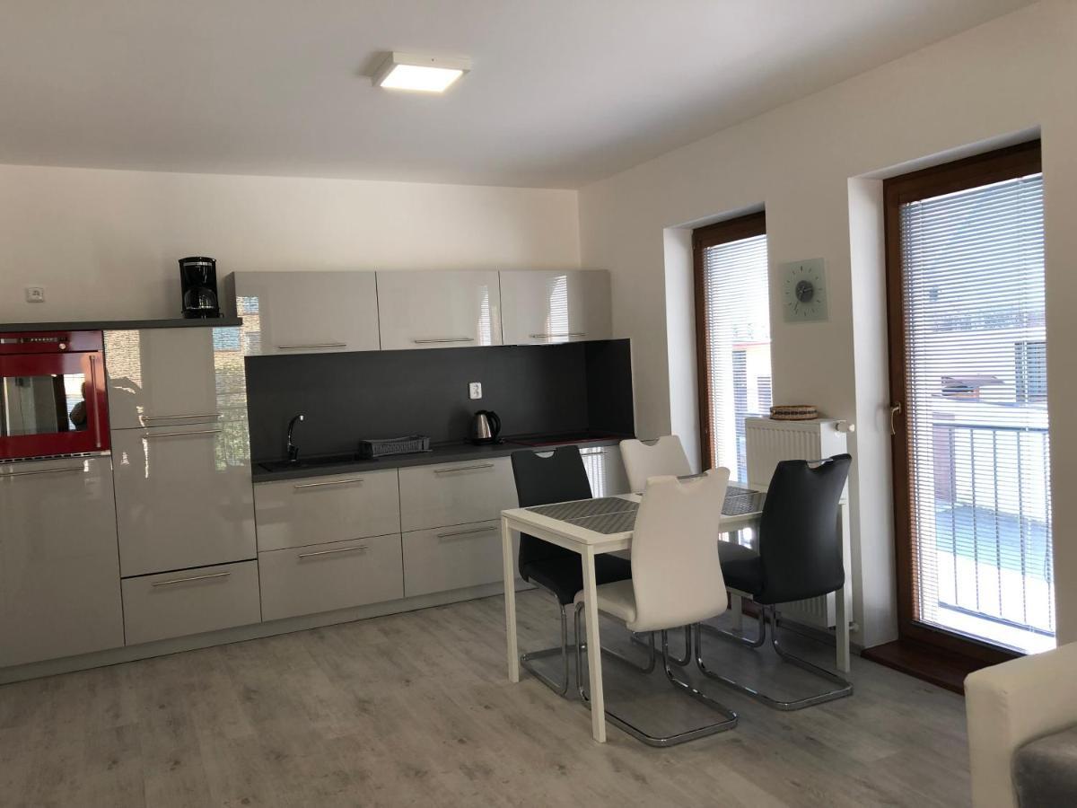 Apartmany Sofia Kamenice Nad Lipou Extérieur photo