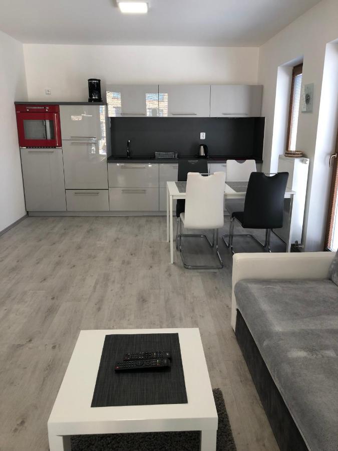 Apartmany Sofia Kamenice Nad Lipou Extérieur photo